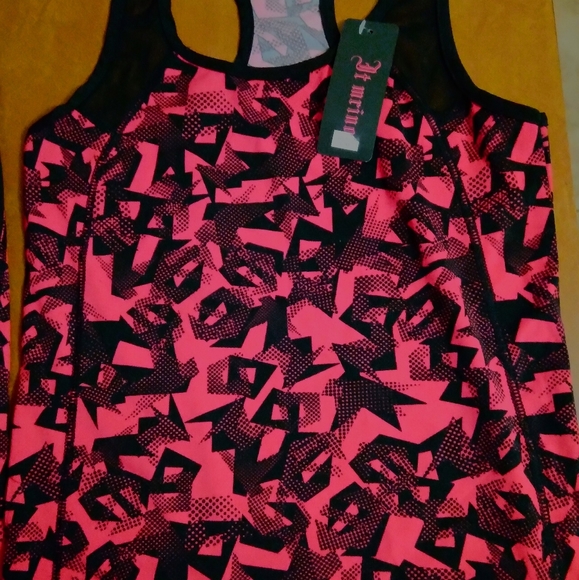 BRAND NEW It Mrino? Workout Outfit - Picture 2 of 5